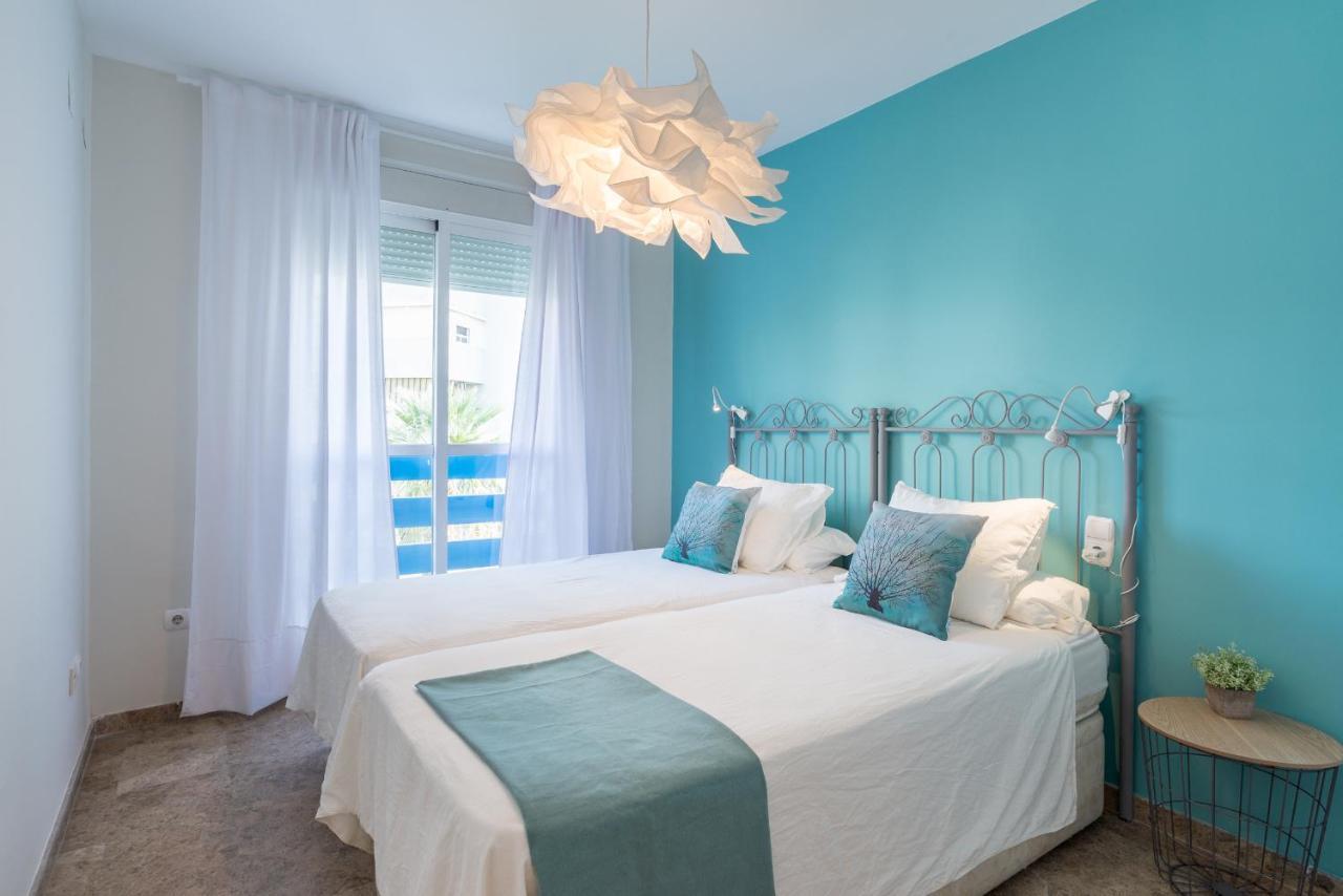 Malagasuite Lux Beach & Pool Торремолинос Экстерьер фото