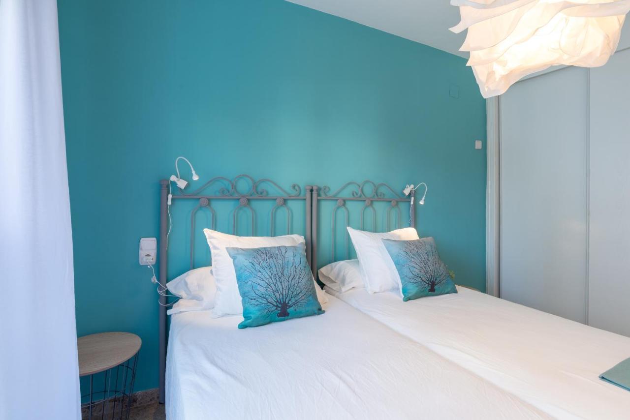 Malagasuite Lux Beach & Pool Торремолинос Экстерьер фото